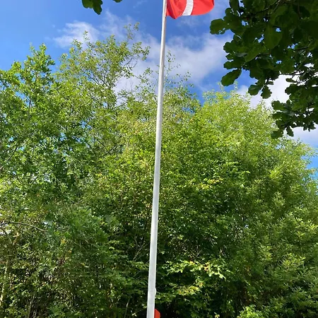 Family By The Calm Waters Of Limfjord 別荘