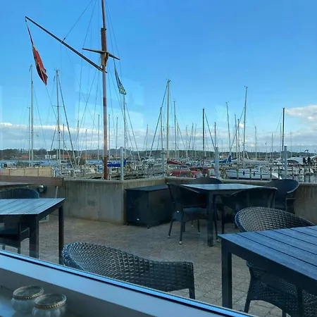 別荘 Family By The Calm Waters Of Limfjord